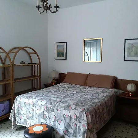 Domus Tiburtini Apartment *